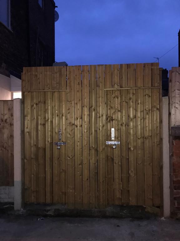Casa Fresa Franks Serviced Accommodation Liverpool Kültér fotó